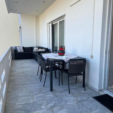 Christina_Apt Hriszí Aktí Haniá Kültér fotó