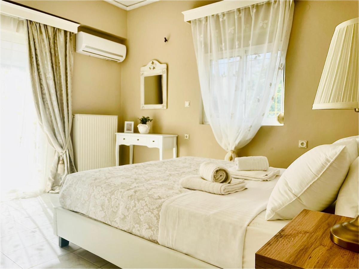 Christina_Apt Hriszí Aktí Haniá Kültér fotó